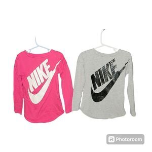 Set of two Nike long sleeve t shirts